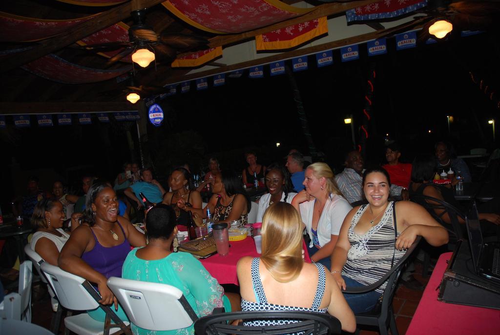 Sunrise Beach Club And Villas - Paradise Island חדר תמונה